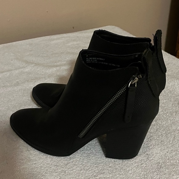 DV Dolce Vita Black Boots Sz 7 - Picture 6 of 13